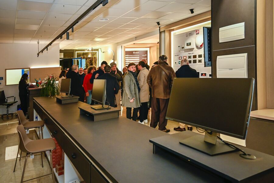 Caroli Elettronica festeggia 13 anni di attività